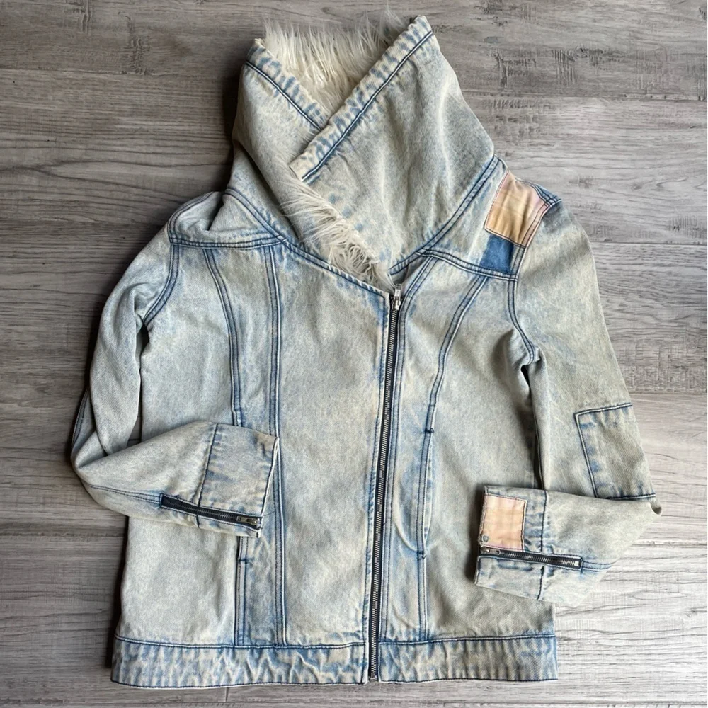 Somedays Lovin Oversized Denim Jacket W/Faux Fur Weathered Aged Acid Wash SZ S
